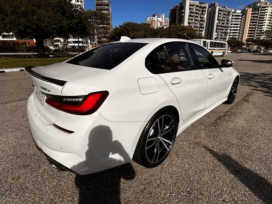 BMW 330e 2.0 16V TURBO HÍBRIDO M SPORT AUTOMÁTICO